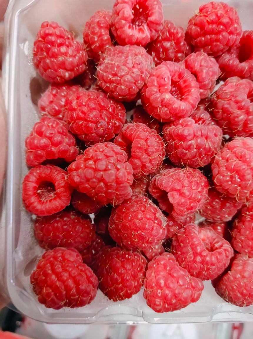 Raspberries 021